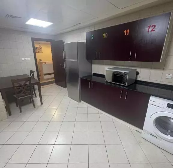 Pharaohs Inn Deira Hostel