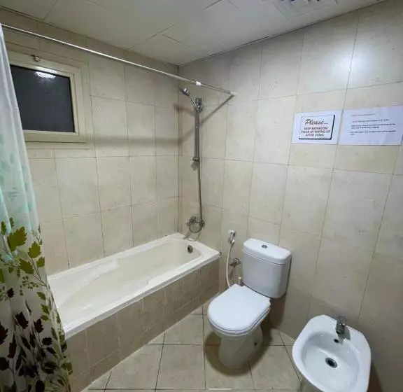 Pharaohs Inn Deira Hostel