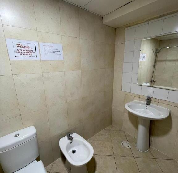 Pharaohs Inn Deira Hostel