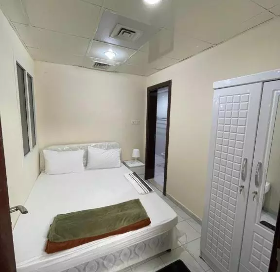 Pharaohs Inn Deira Hostel