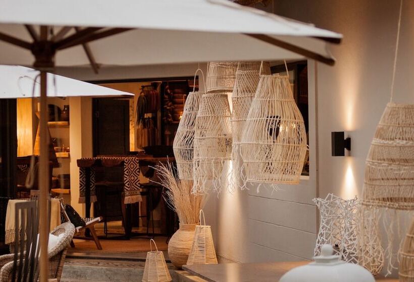 Общежитие African Flair Boutique Safari Lodge