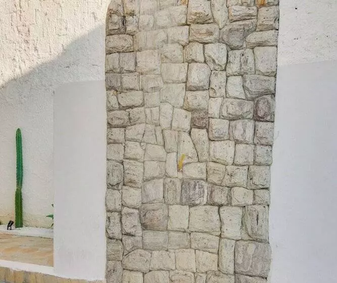 Hotelli Elsi Pousada