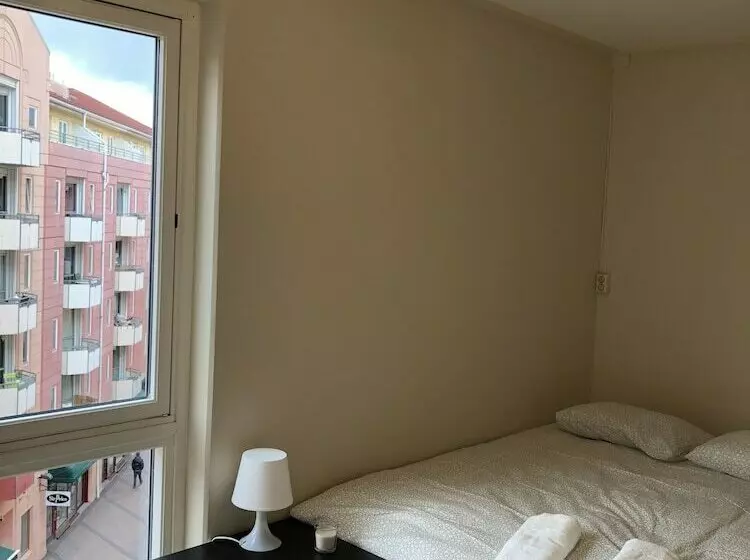 هتل Guest House Centrum 11