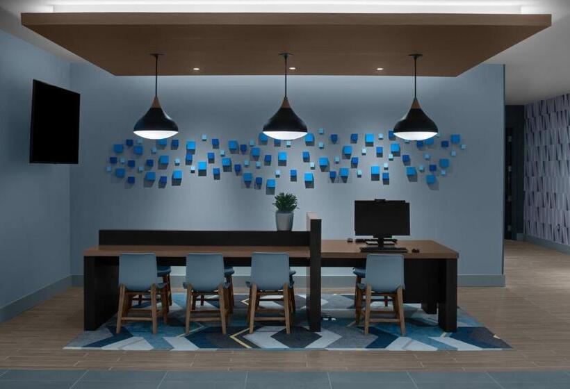 בית מלון כפרי Hyatt House Lansing University Area