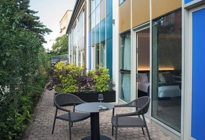 酒店 Spazio Gagarin Residence