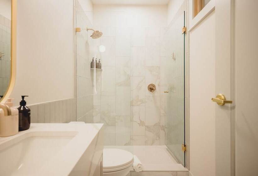 فندق St. James Social