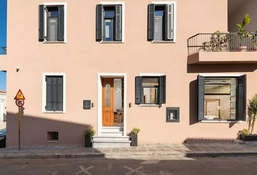 Hotelli The Alma City