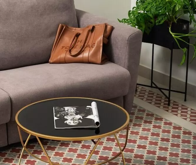 Hotelli The Alma City