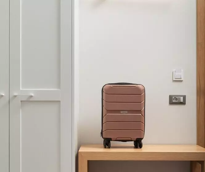 Hotelli The Alma City