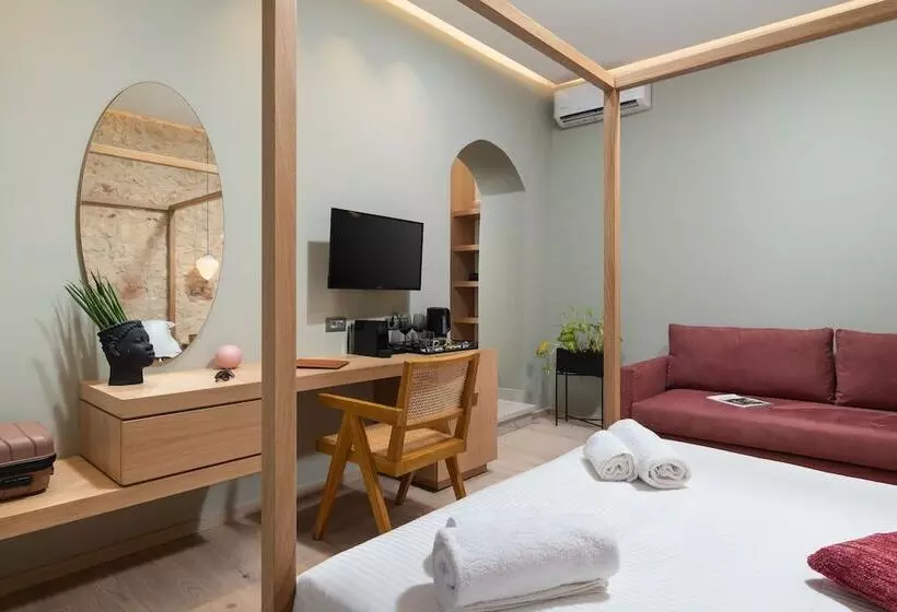 Hotelli The Alma City