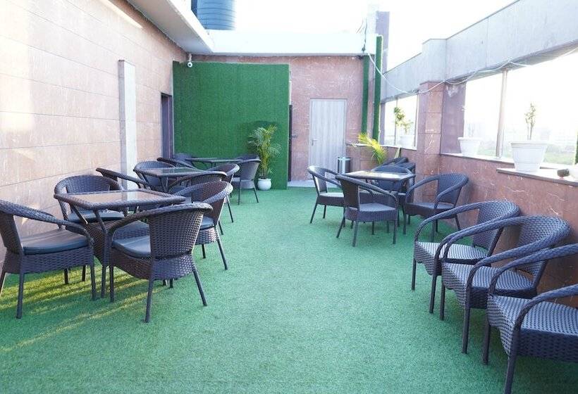 Hotell The Dwelling Inn