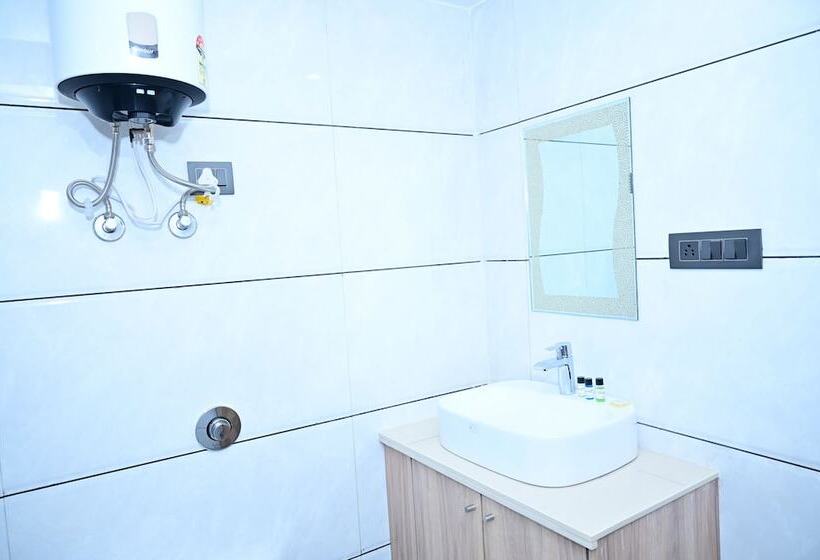 Hotell The Dwelling Inn