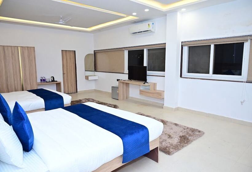 Hotell The Dwelling Inn