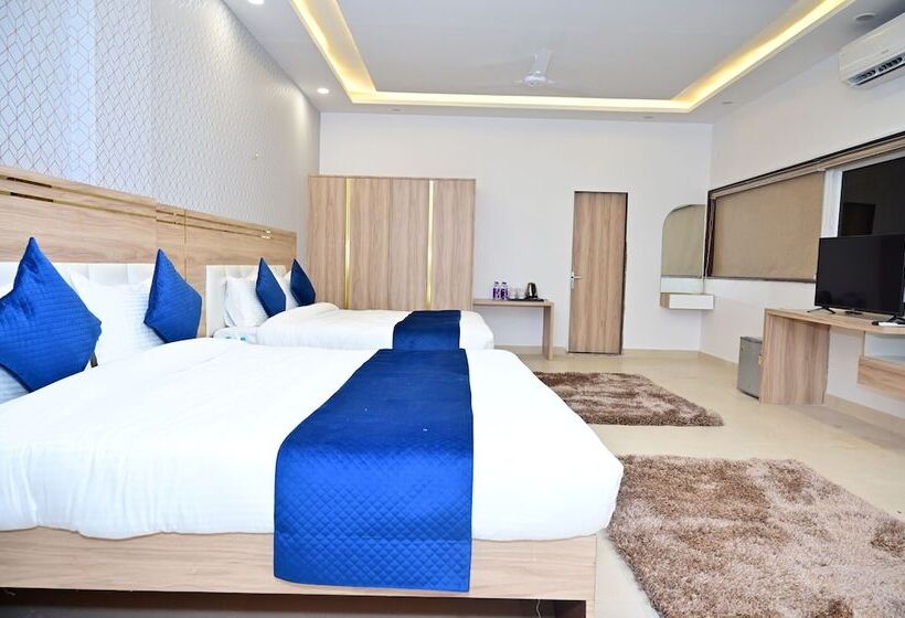 Hotell The Dwelling Inn