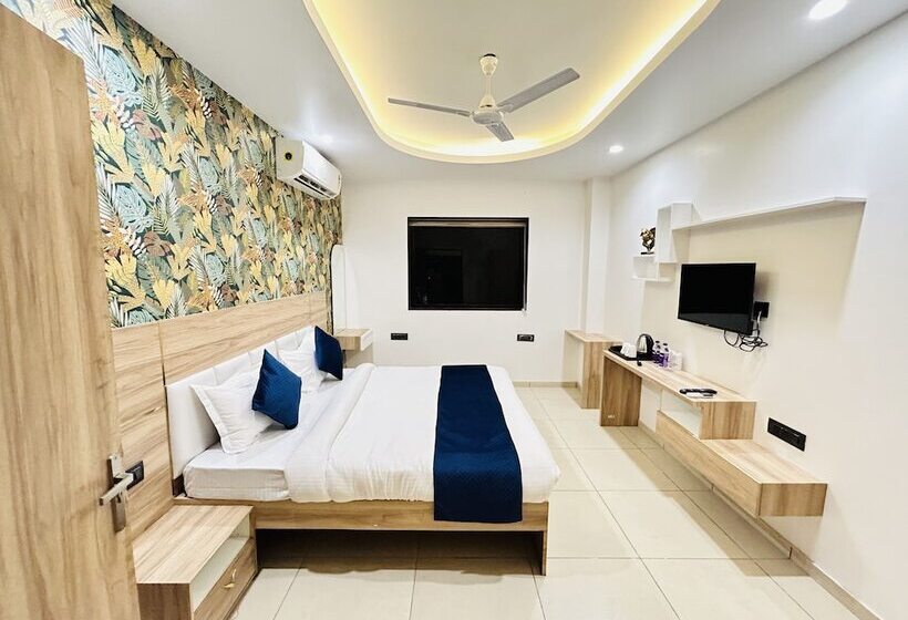 Hotell The Dwelling Inn