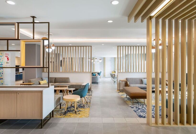 هتل Towneplace Suites By Marriott Iron Mountain