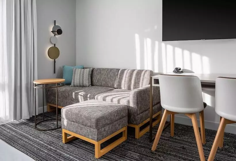 Hotelli Towneplace Suites By Marriott Iron Mountain