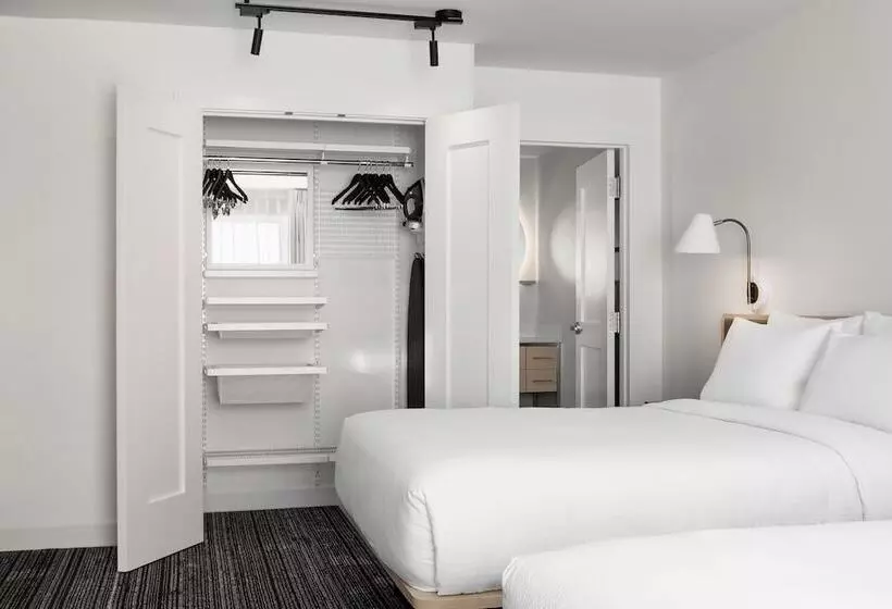 Hotelli Towneplace Suites By Marriott Iron Mountain