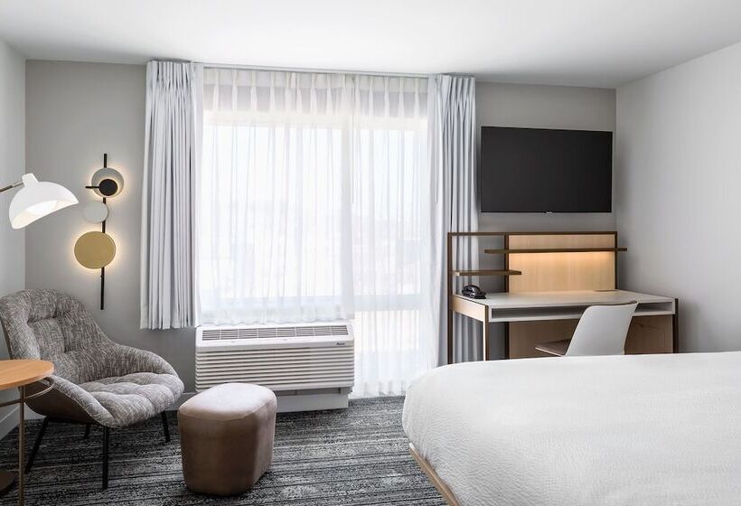 هتل Towneplace Suites By Marriott Iron Mountain