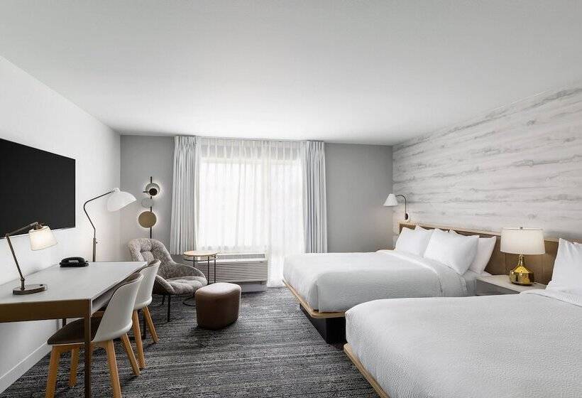 هتل Towneplace Suites By Marriott Iron Mountain