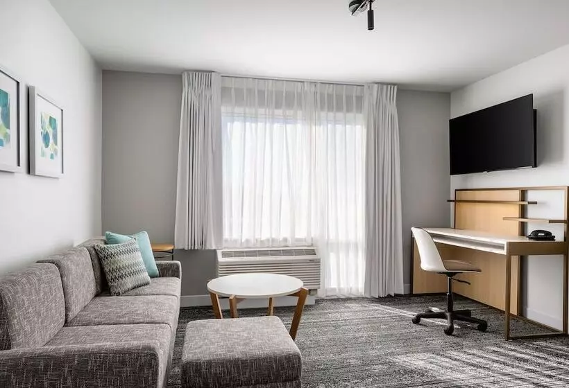 Hotelli Towneplace Suites By Marriott Iron Mountain