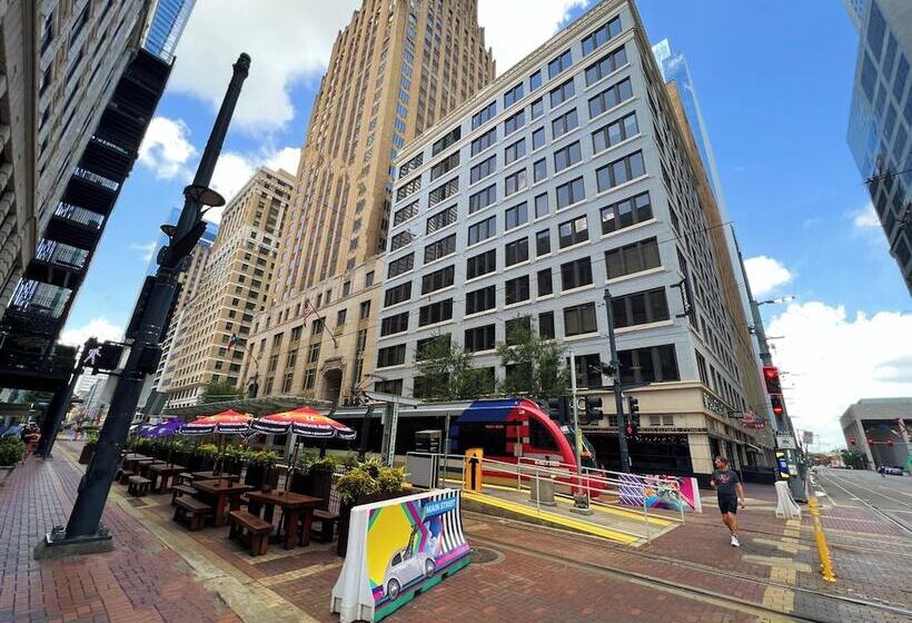 مُتل Bposhtels Houston