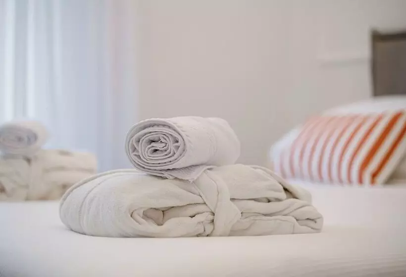 ペンション Be Your Home   Riviera Suites