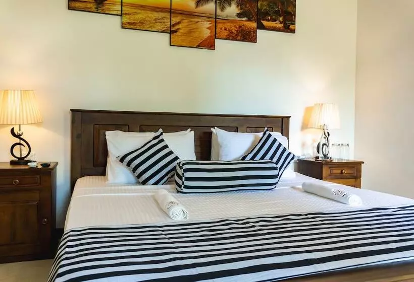 Majatalo Younger Villa