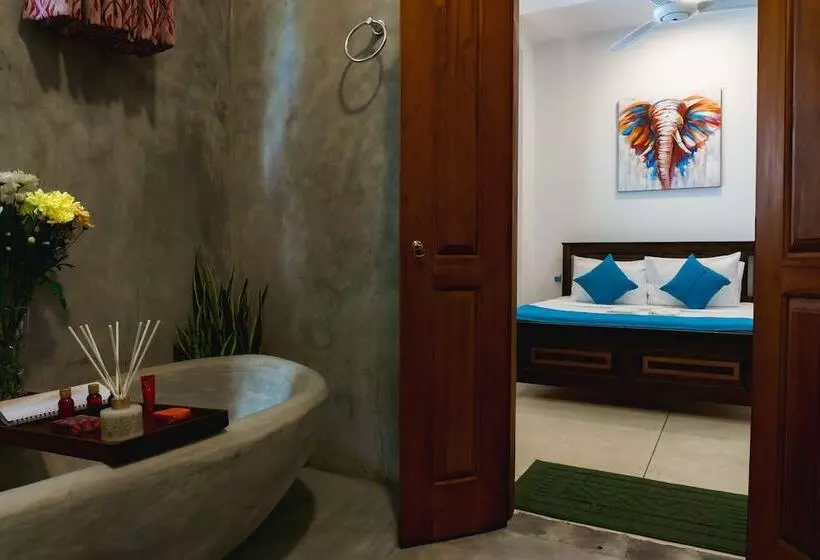 Majatalo Younger Villa