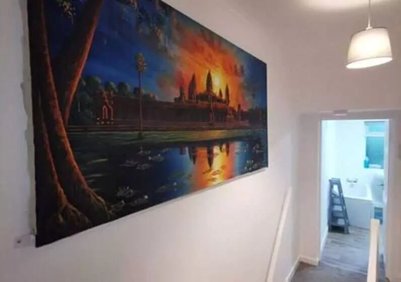 Residenssi Charming 2 Bed House In Swansea