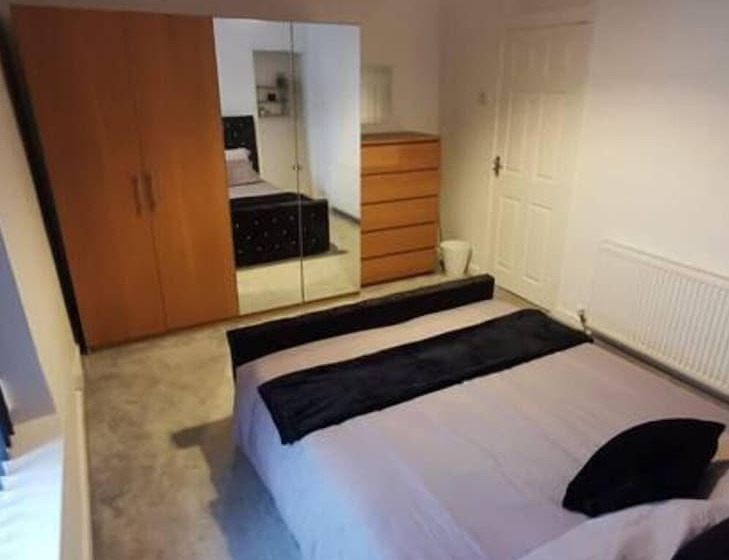 住所 Charming 2 Bed House In Swansea