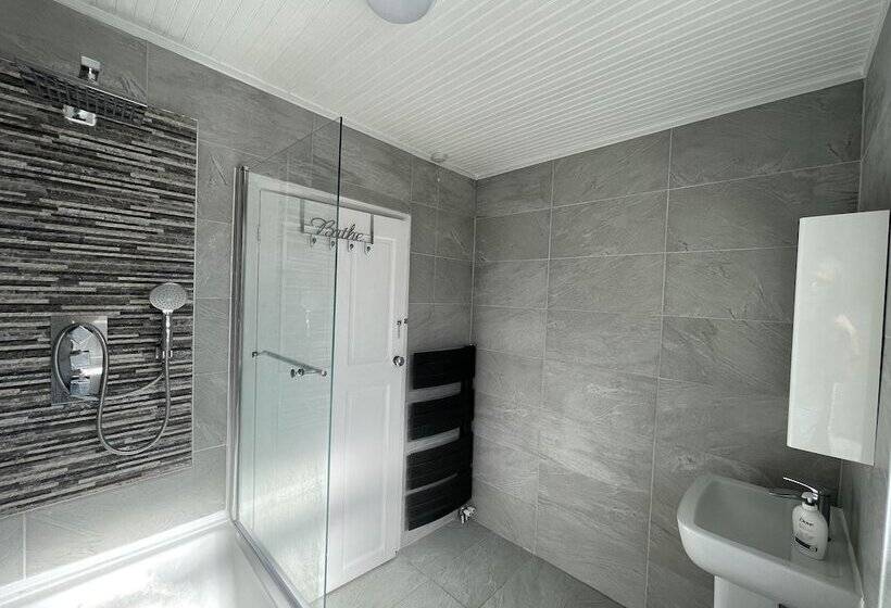 דירת נופש Luxurious Kitchen Lrg Bedrooms Holiday Freeparking