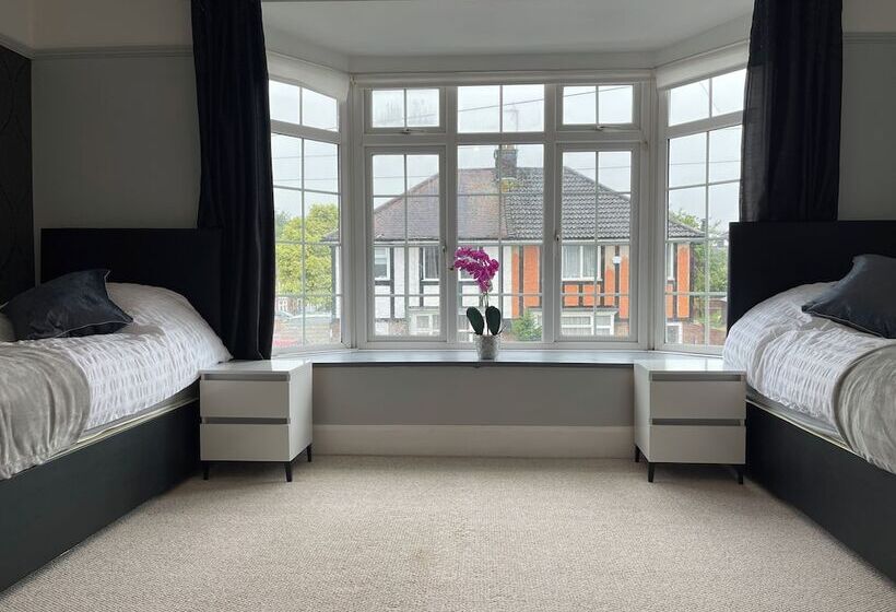 דירת נופש Luxurious Kitchen Lrg Bedrooms Holiday Freeparking