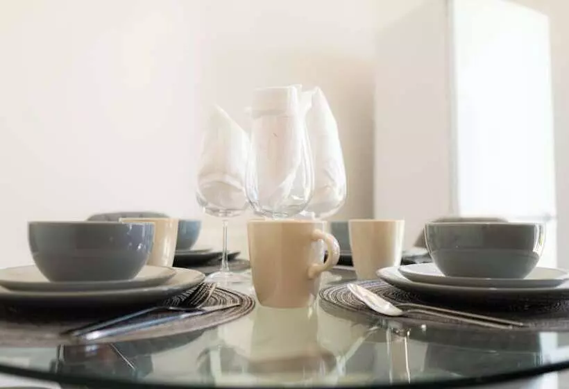 Residenssi Stunning 6 Bed House In Milton Keynes