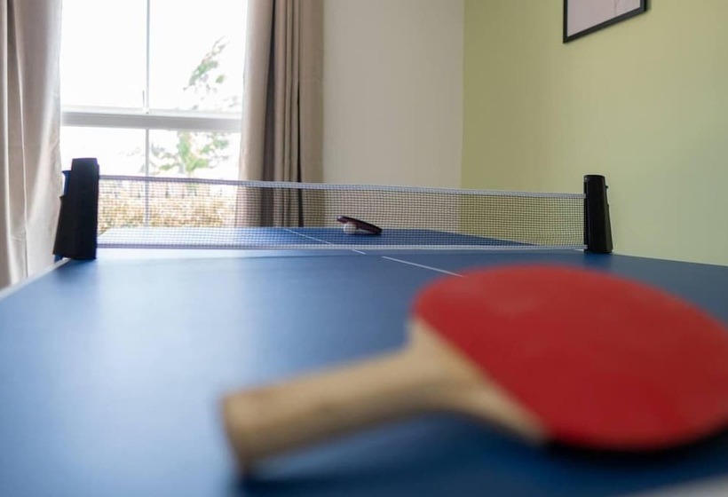 住所  Stunning 6 Bed House In Milton Keynes