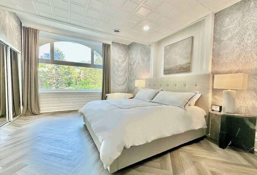 The Elliott Hotel At Highland Park