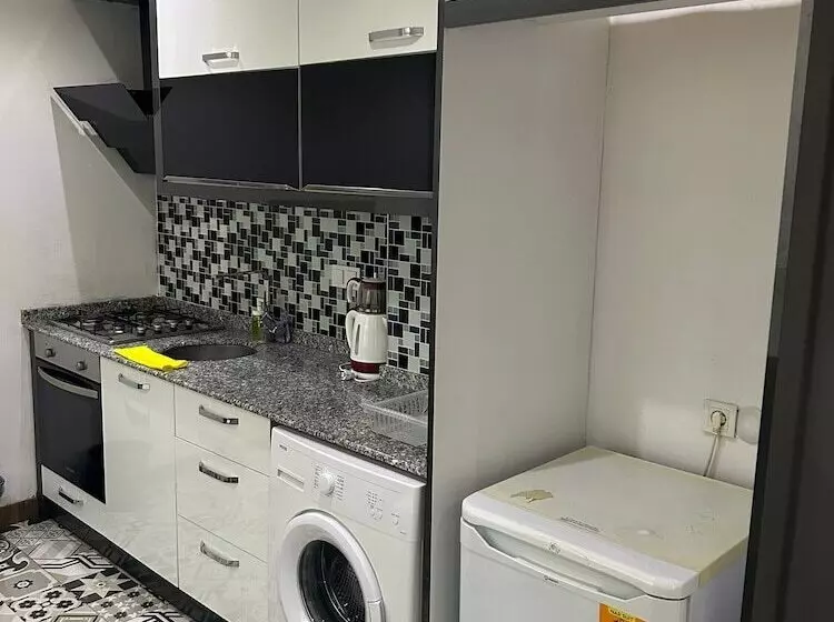 The Nar Suit & Apart