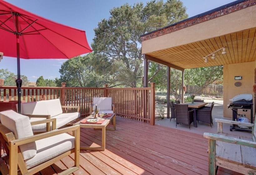 Adventurers Oasis 3 Mi South Of Dtwn Santa Fe!