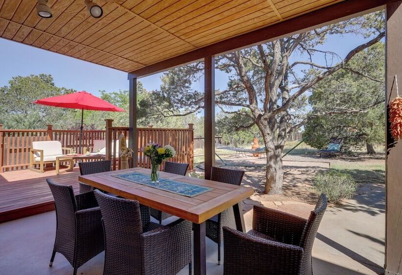 Adventurers Oasis 3 Mi South Of Dtwn Santa Fe!