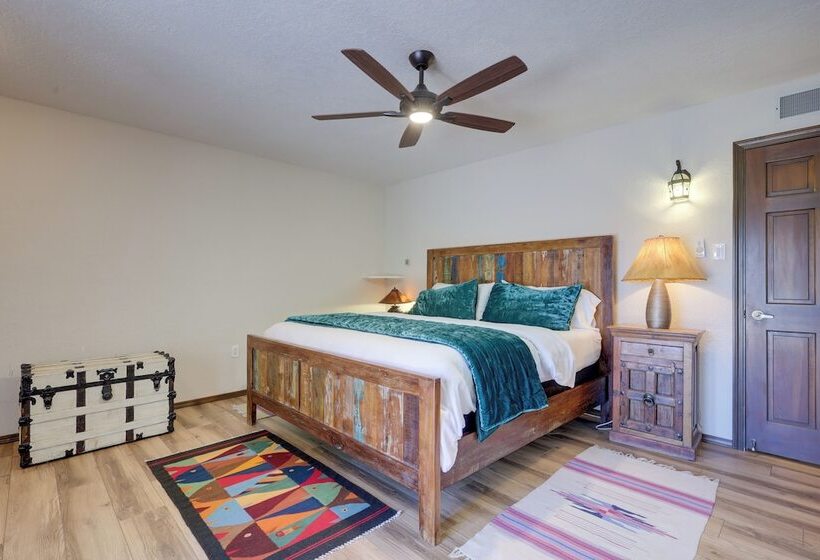 Adventurers Oasis 3 Mi South Of Dtwn Santa Fe!