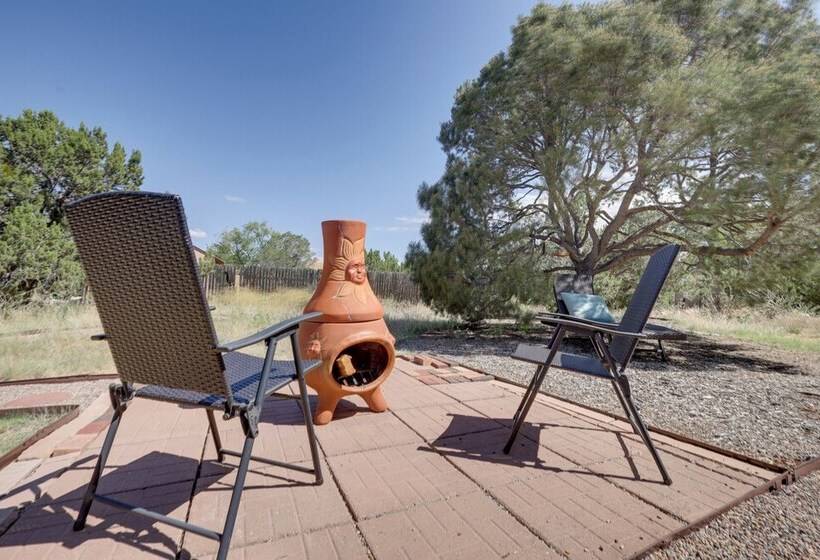 Adventurers Oasis 3 Mi South Of Dtwn Santa Fe!