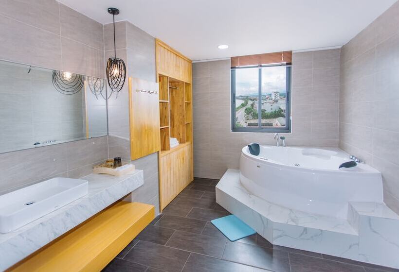 Cao Minh Hotel Lao Cai