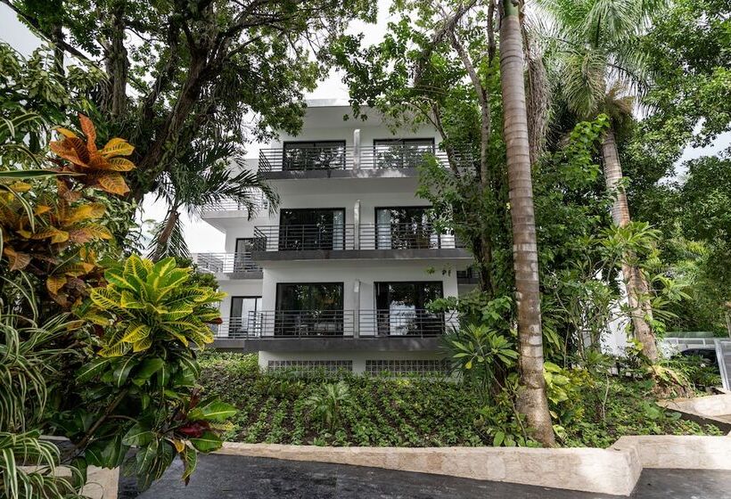 Cristalino Lagoon Front Hotel, Restaurant & Spa