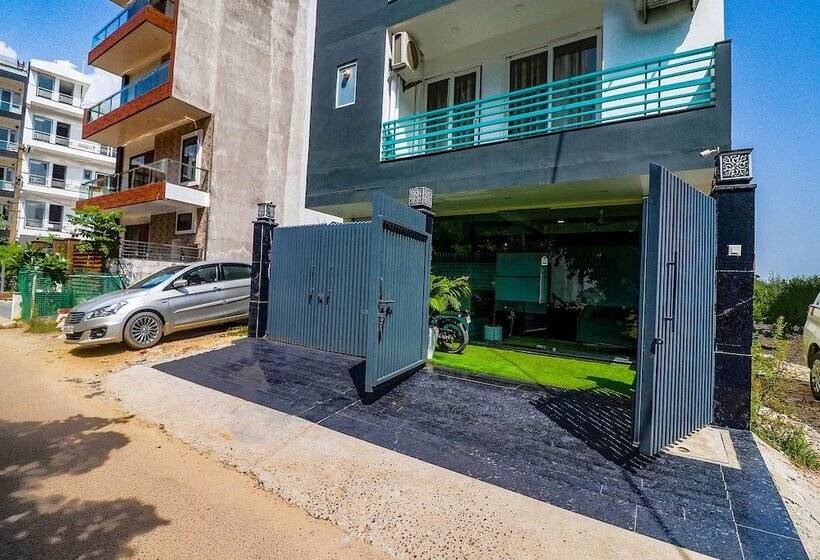 Fabhotel Kiara The Private Suites