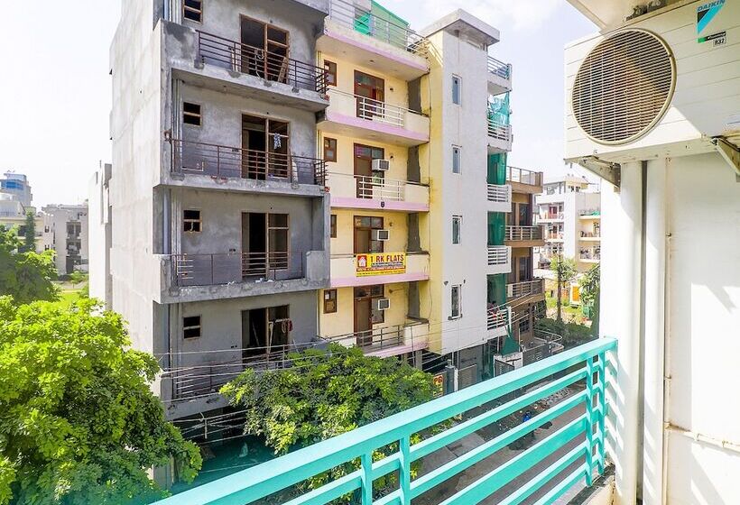 Fabhotel Kiara The Private Suites