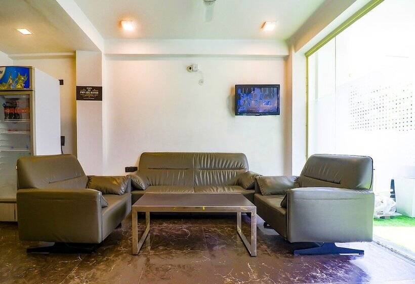 Fabhotel Kiara The Private Suites