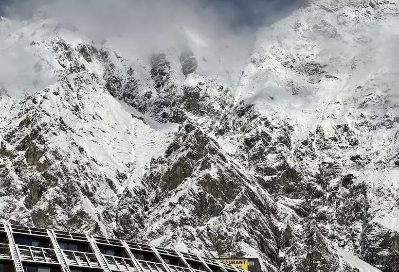 Hostelli Auberge De Piau