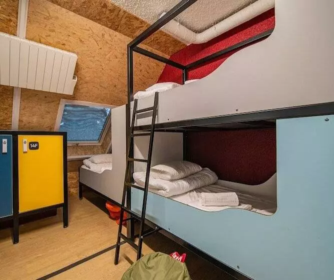 Hostelli Auberge De Piau