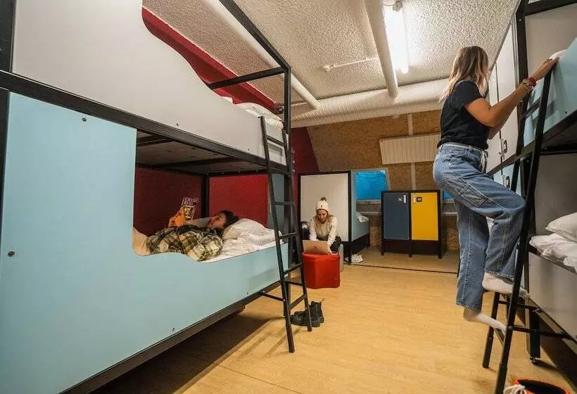 Hostelli Auberge De Piau