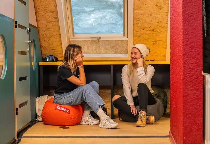 Hostelli Auberge De Piau